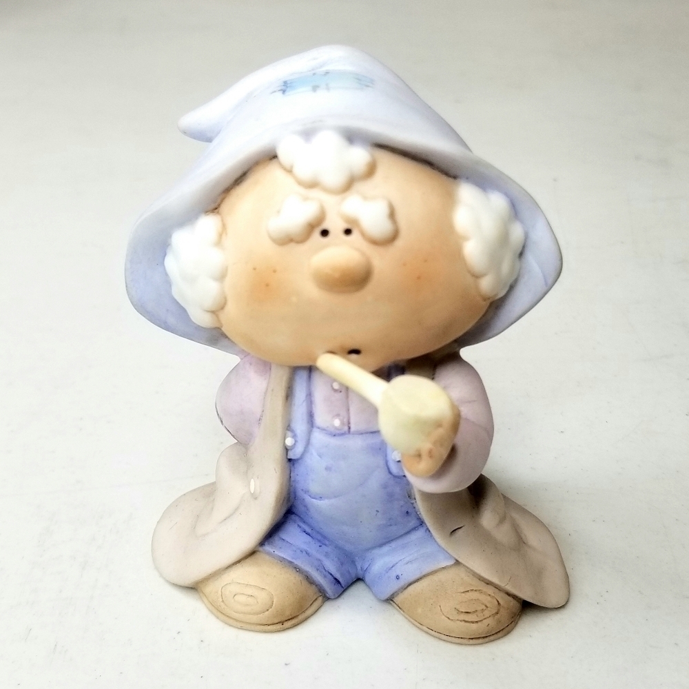 BUMPKINS by Fabrizio for Gerorge Good, Smoking Old Man Porcelain Figurine